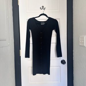 Line Dot! Super cute and comfy (BLACK) knit dress (XS) (LIKE NEW)